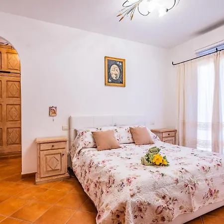 Sardinia Family - Donatella With Private Pool *