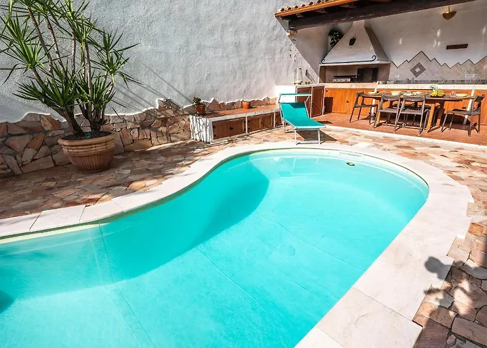 Sardinia Family - Donatella With Private Pool Arzachena