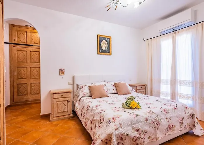 Sardinia Family - Donatella With Private Pool *