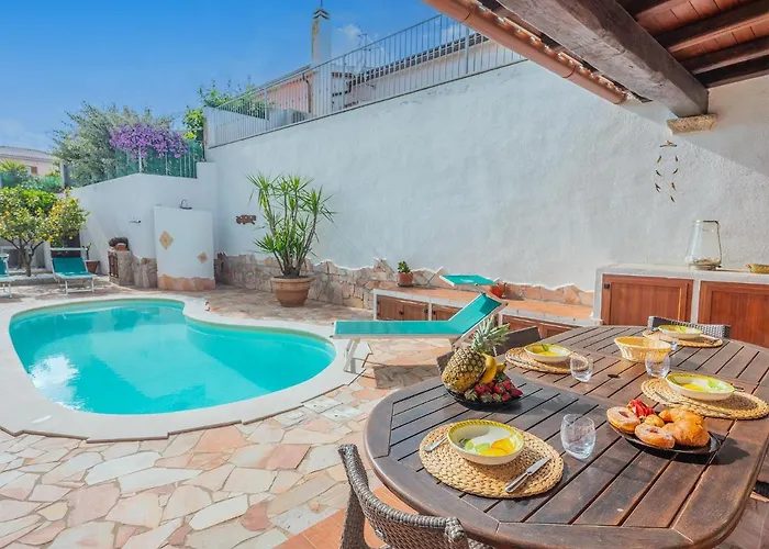 Sardinia Family - Donatella With Private Pool * Arzachena
